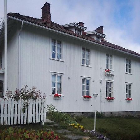 Kyykerin Kartano Bed & Breakfast Outokumpu Luaran gambar